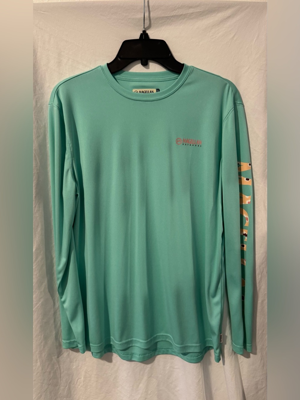 Magellan Outdoors Long-Sleeve Fishing Performance Tee in Seafoam Mint